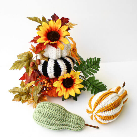 FESTIVE Pumpkin and Gourd – Crochet Pattern