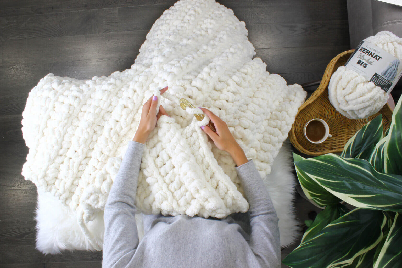 BANFF Chunky Blanket - Crochet Pattern - The Easy Design